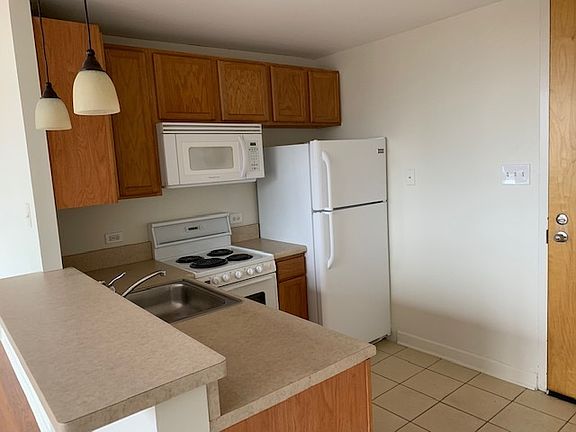 3rd image of 345 E Eastgate Pl APT 504
