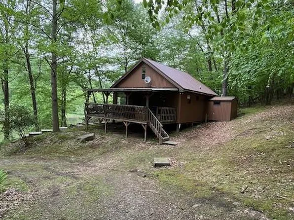 1108 Rails To Trails Dr, Kennerdell, PA 16374