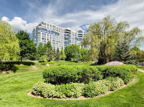 7805 Bayview Ave #413, Markham, ON L3T 7N1