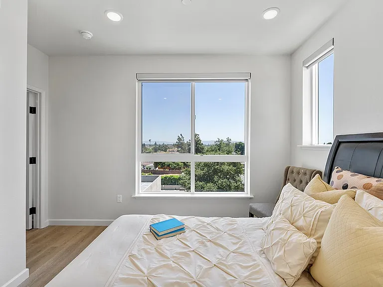 4064 E Live Oak Ave — Photo 30