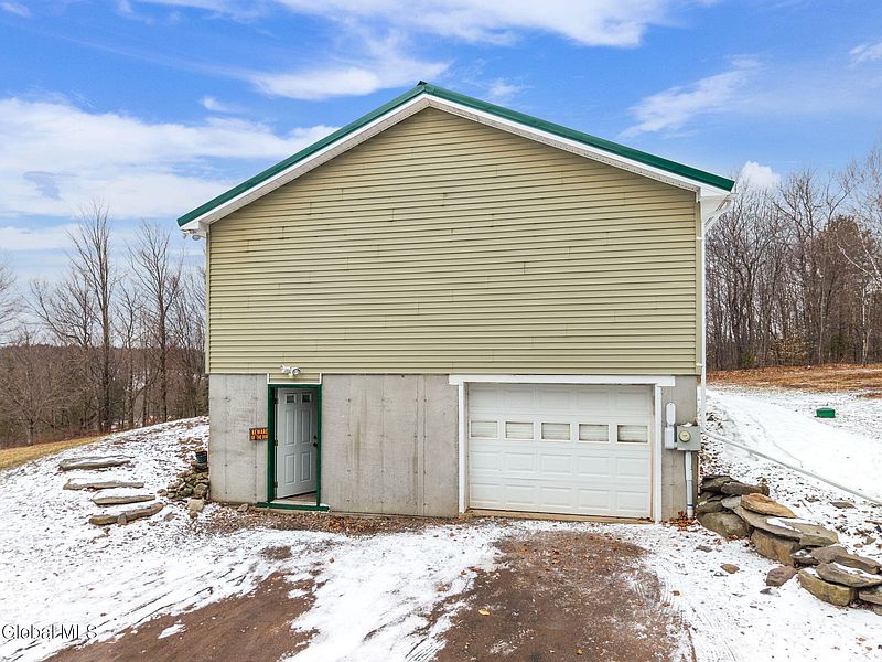 5th image of 513 Stone Store Road