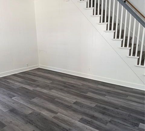 3rd image of 9 Franklin St
