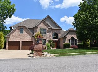 1008 Oak Ridge Rd, Canonsburg, PA 15317