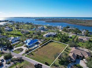 315 Capstan Dr, Placida, FL 33946