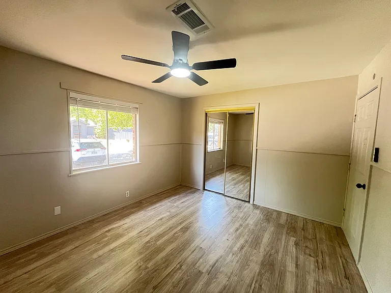 207 N Winchester Way #3 — Photo 14