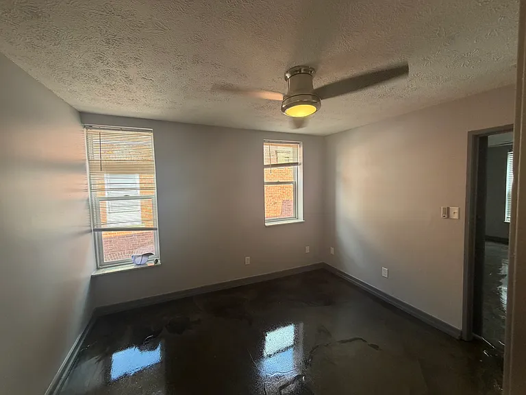 838 Oak St #D — Photo 17