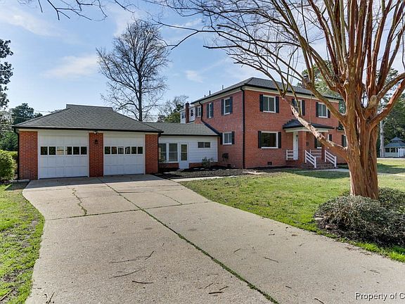 4th image of 36 Cedar Ln