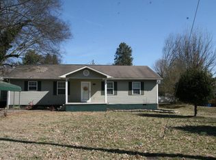 198 Highland Ave, Loudon, TN 37774