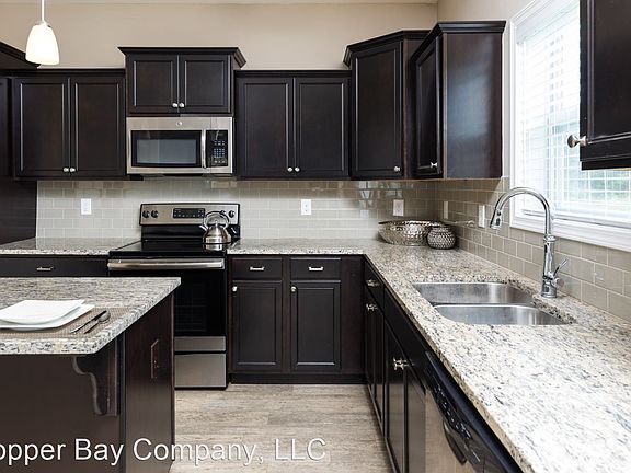 4th image of 7146 Annandale Dr