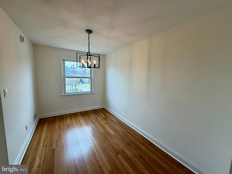 647 Dunwich Way — Photo 4