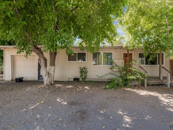 25179 Palm St, Los Molinos, CA 96055