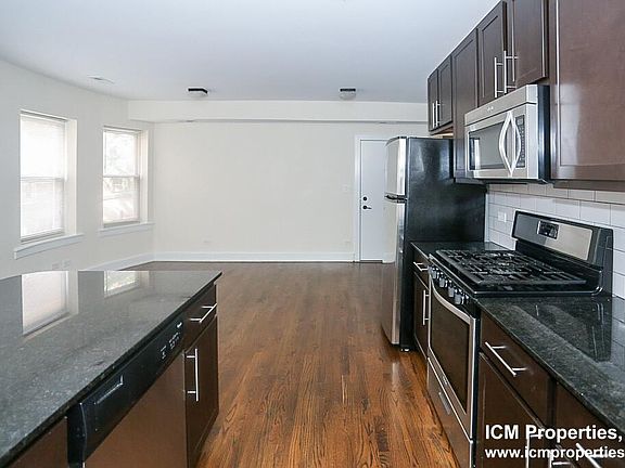 3rd image of 5050 N Winchester Ave #2N