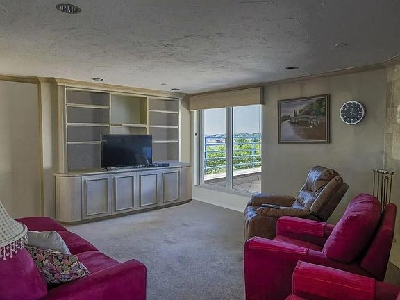 5th image of 2001 Marina Dr #701W