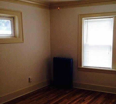 5th image of 1411 W 112th St APT 1