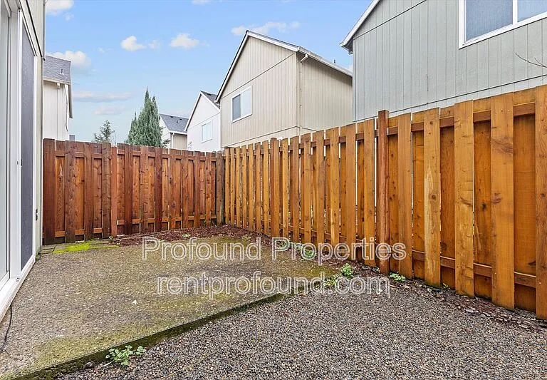 17634 SW September Ln — Photo 33