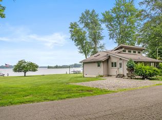 128 Wilmin Rd, Quincy, MI 49082