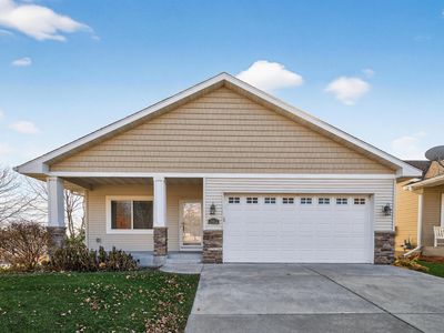 362 Whispering Ln, Hastings, MN, 55033