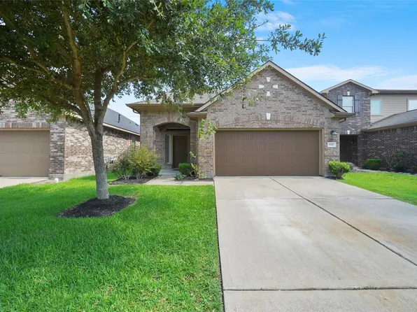 9303 Fuqua Breeze Dr, Houston, TX 77075