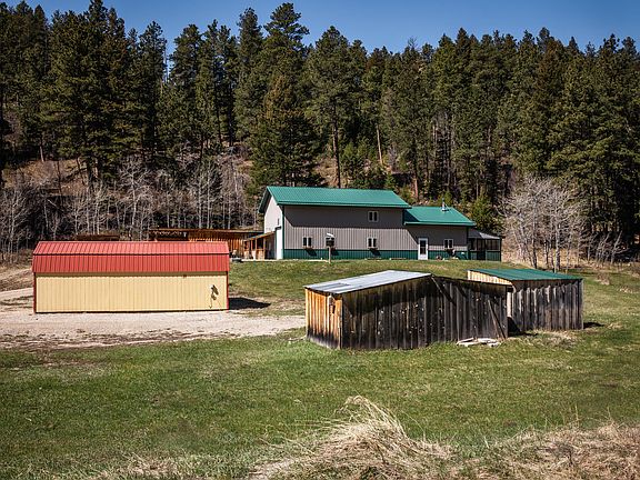 2nd image of 2209 Ruby Gulch Rd