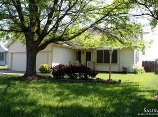 861 Manchester Rd, Salina, KS 67401