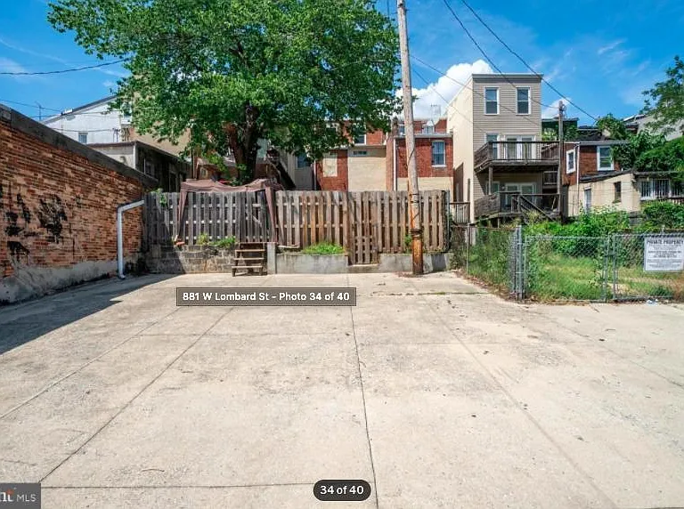 881 W Lombard St — Photo 22