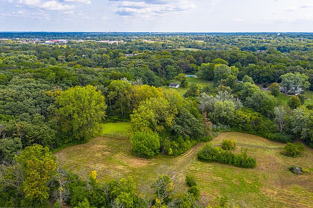 1st image of 230 Oakdene Dr