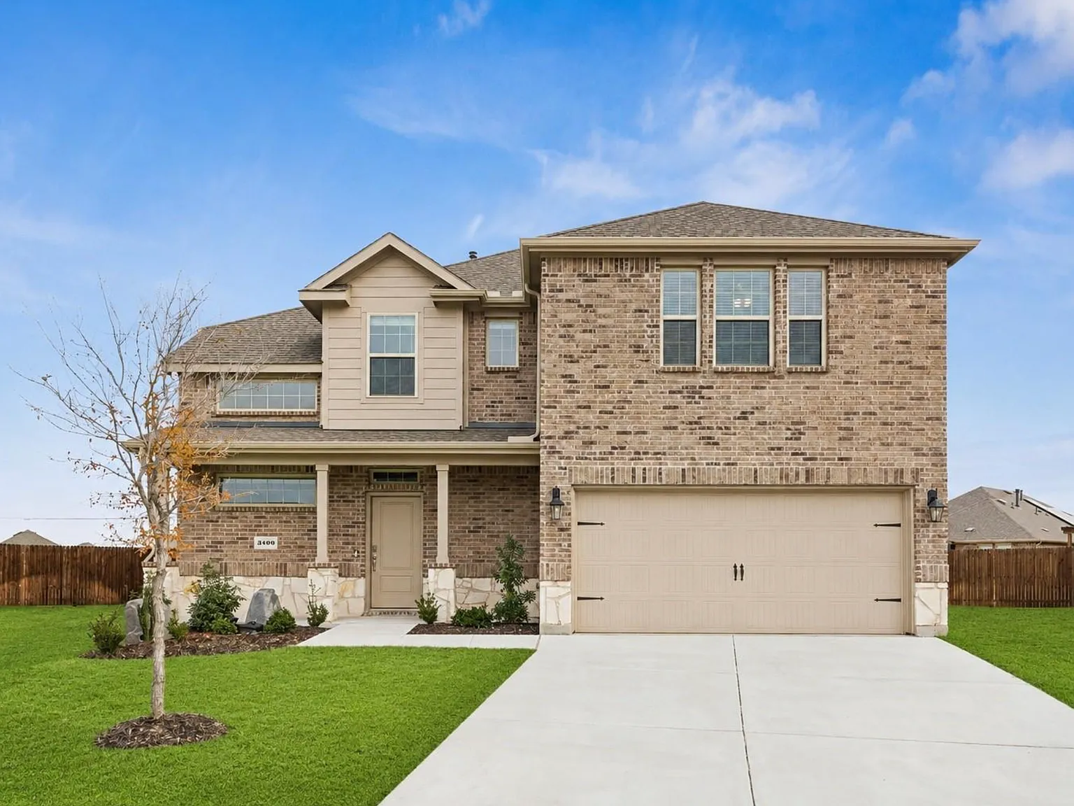 5 bed, 3381 sqft, $3,200 — Photo 1
