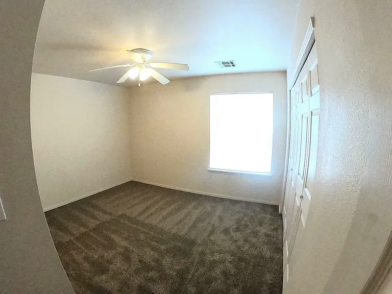 2225 Bex St — Photo 10