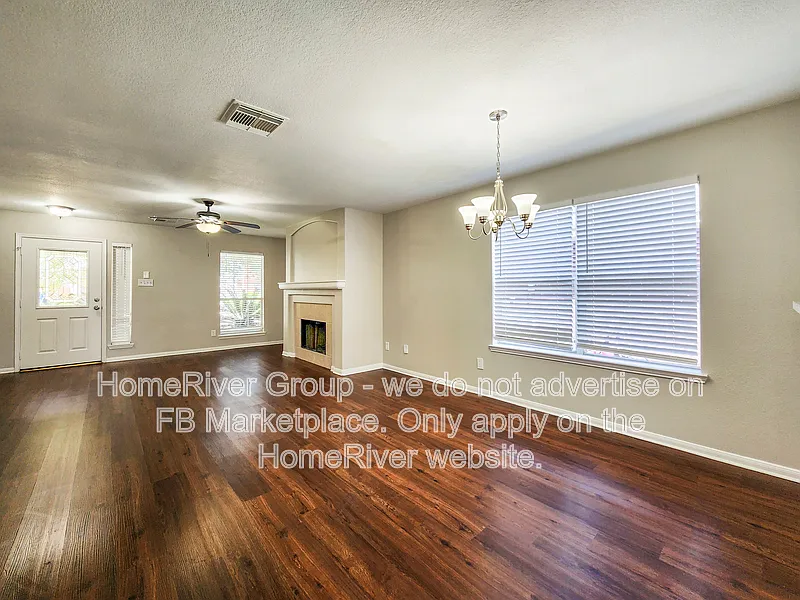 4 bed, 3.5 bath, 2760 sqft, $2,275 — Photo 4