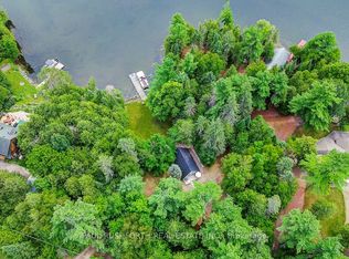 1459 Peneshula Rd, Lanark Highlands, ON K0A3L0