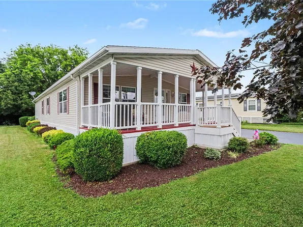 974 Gypsum Mills St #459, Victor, NY 14564