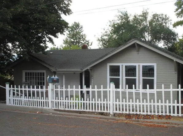 1960 Harriman Ave, Klamath Falls, OR 97601