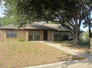 2421 Cottonwood St, Mission, TX 78574