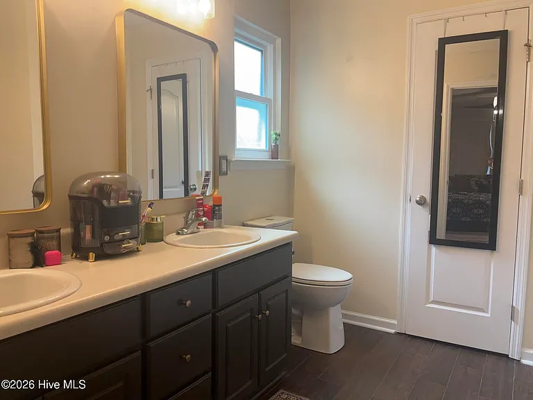 950 Arbor Springs Cir — Photo 11