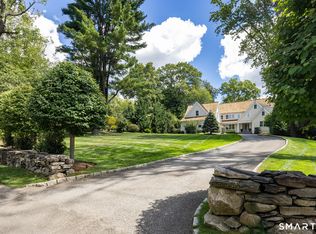 49 Hillspoint Rd, Westport, CT 06880
