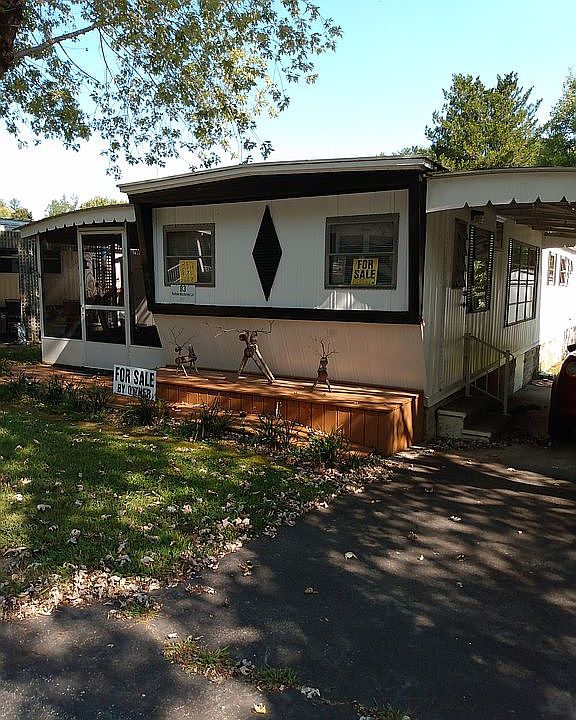 1st image of 83 Yellow Buckeye Ln