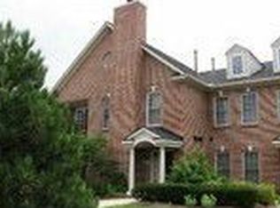 5825 Hampshire Ln, Ypsilanti, MI