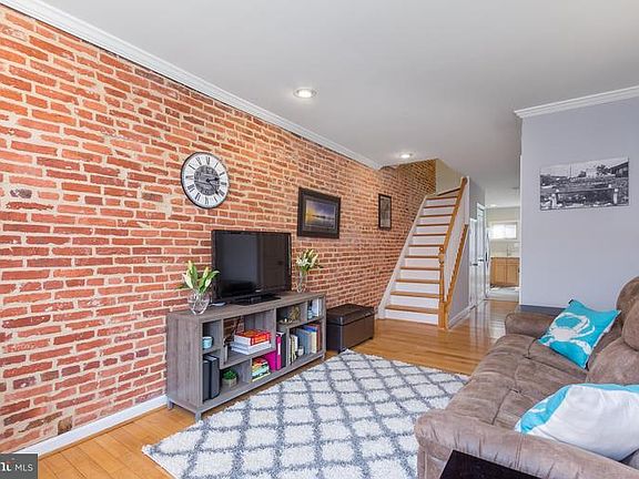 4th image of 2415 Fait Ave