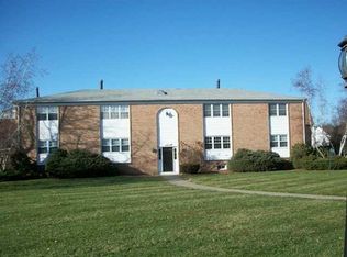 37 Weathervane Dr APT 13, Washingtonville, NY 10992