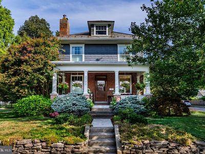 2702 Logan St, Camp Hill, PA, 17011