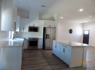 8252 W Ford Ave, Las Vegas, NV 89113