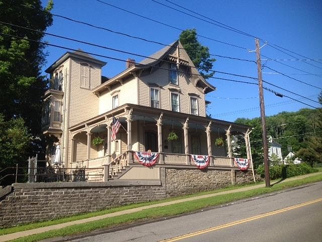 1st image of 21 Glen Ave