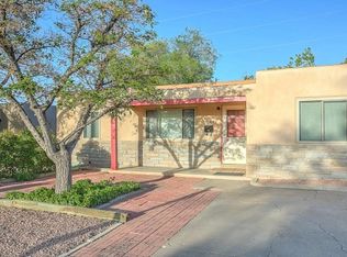 1120 Vassar Dr NE, Albuquerque, NM 87106