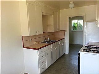 3rd image of 234 Park Ave