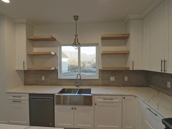 4th image of 257 S Chardonnay Cir