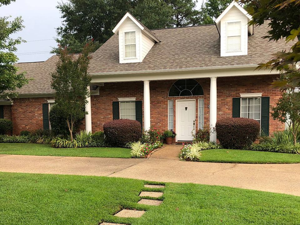 1st image of 3419 Williamsburg Ln