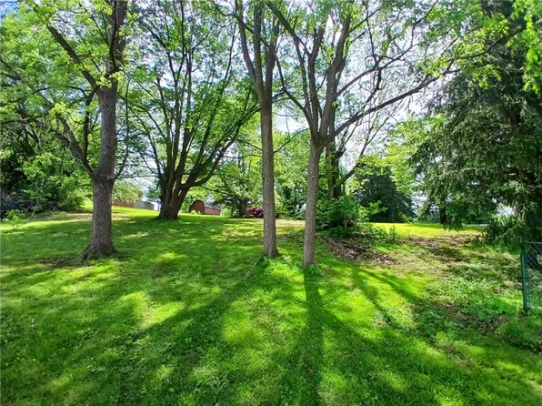 LOT 22 Spruce St, Latrobe, PA 15650