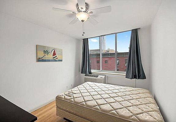 4th image of 1635 Lex Ave #5D