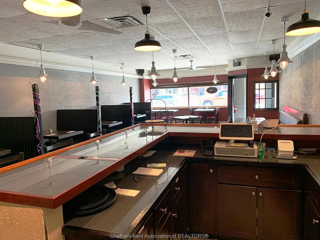 Studio, $159,000 — Photo 2