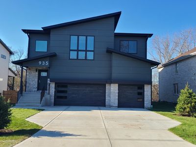 935 E Red Oak St, Addison, IL, 60101